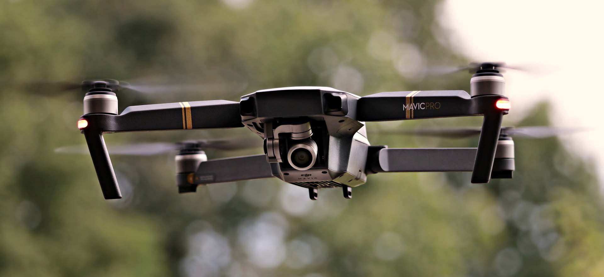 drone-2724257_1920